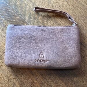 FREE SAFE KEEPER Wristlet Clutch